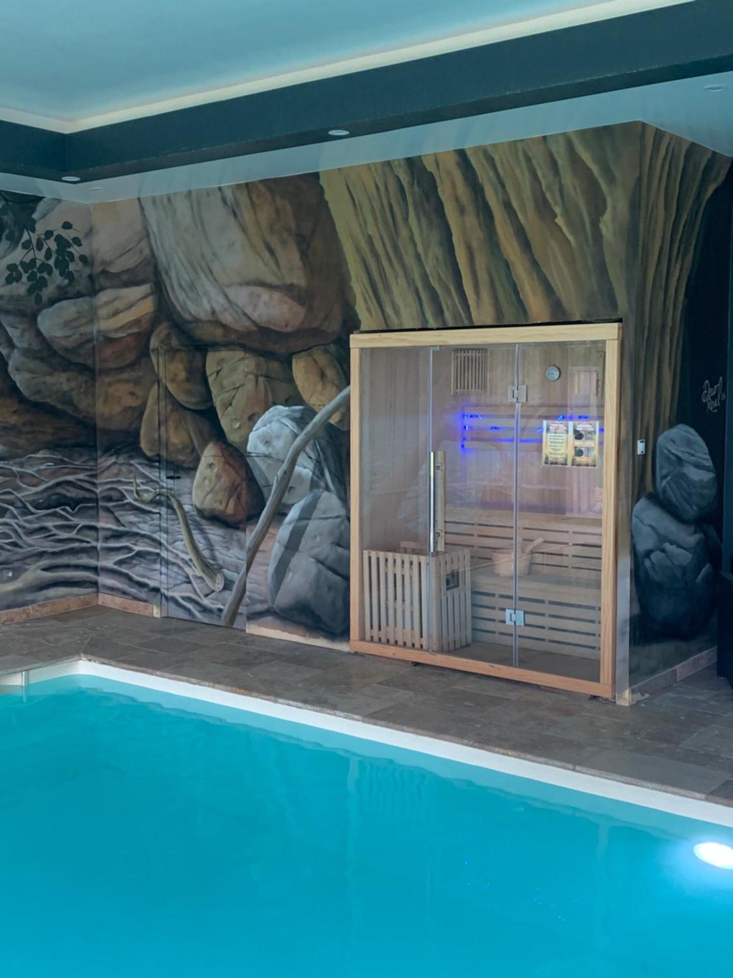 Cottage Piscine Interieure31Degres Zoo La Fleche24H Du Mans Clermont-Creans Kültér fotó